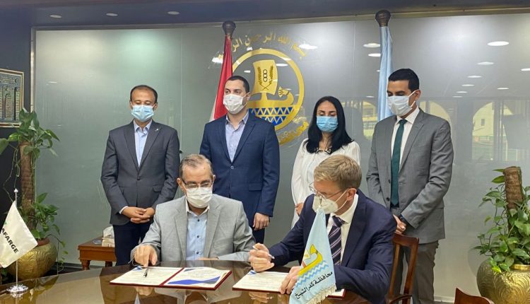 Niels Ledinek, Industrial Director and Head of Geocycle in Lafarge Egypt, and Kafr El-Sheikh Governor Gamal Nour El-Dien, signed the protocol on Wednesday, August 18, 2021