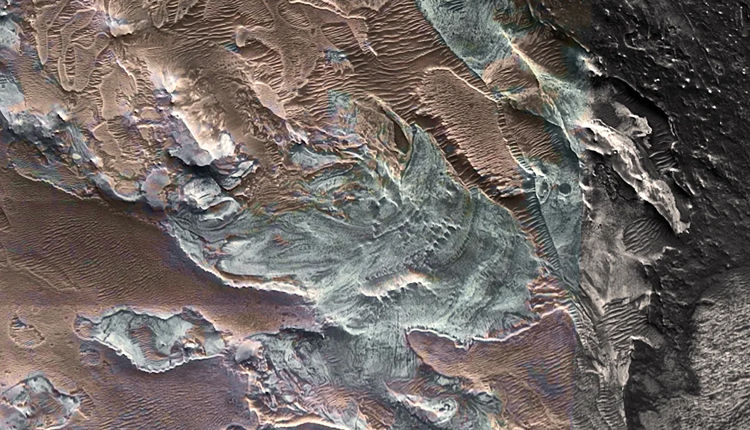 Salt deposits, shown in light blue, preserve where a glacier likely existed near the Martian equator.