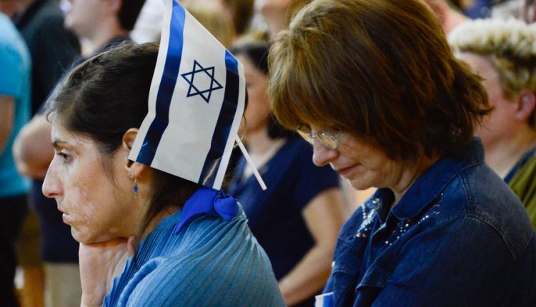 Two israeli women looking sad.