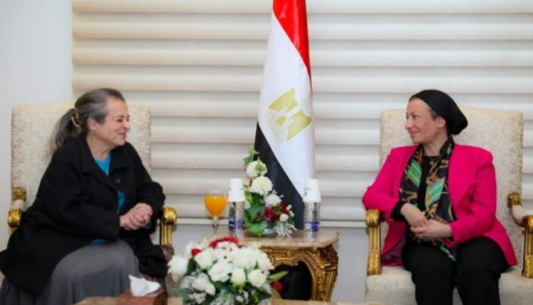 Egyptian Minister of Environment Yasmine Fouad, receiving Jordanian Princess Alia bint al Hussei