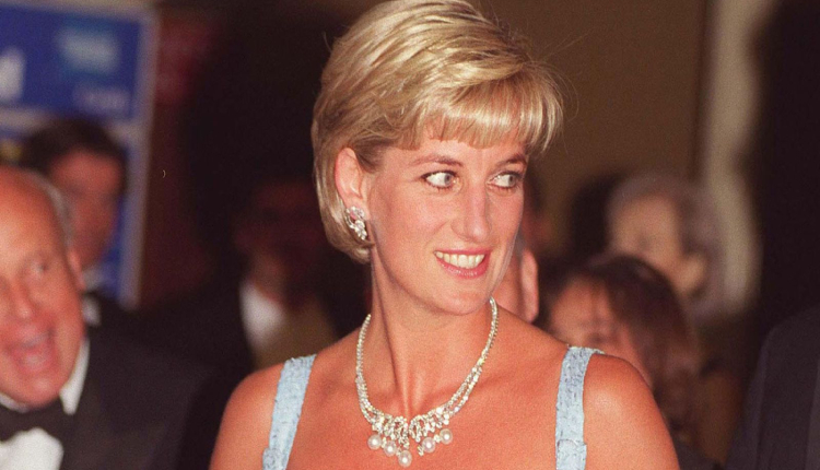 Princess Diana wearing the Swan Lake Suite.