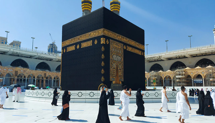 Egyptian women above 25 to perform Hajj without guardian in 2024 ...