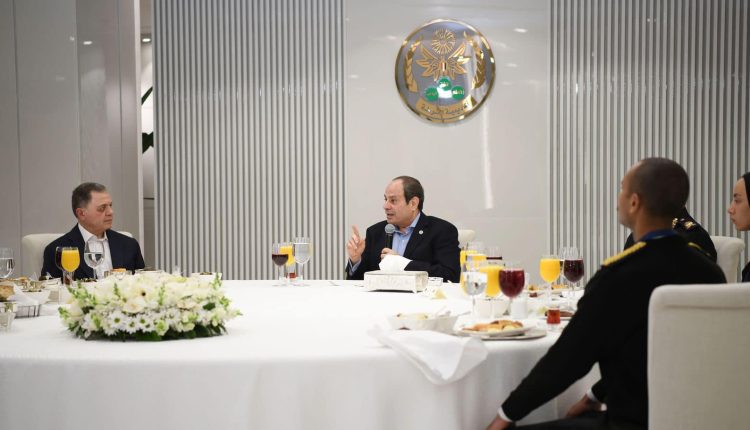 Egypt’s President Abdel Fattah El Sisi visited the Police Academy to extend Ramadan greetings to the students and joined them and their families for iftar.